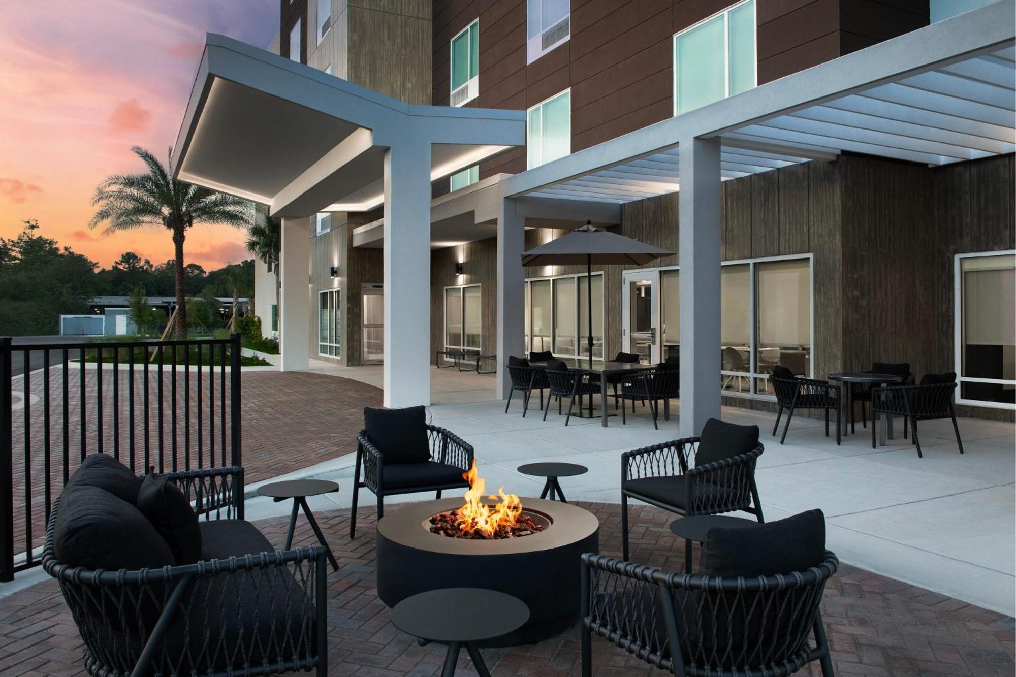 Towneplace Suites Jacksonville Airport Exterior photo